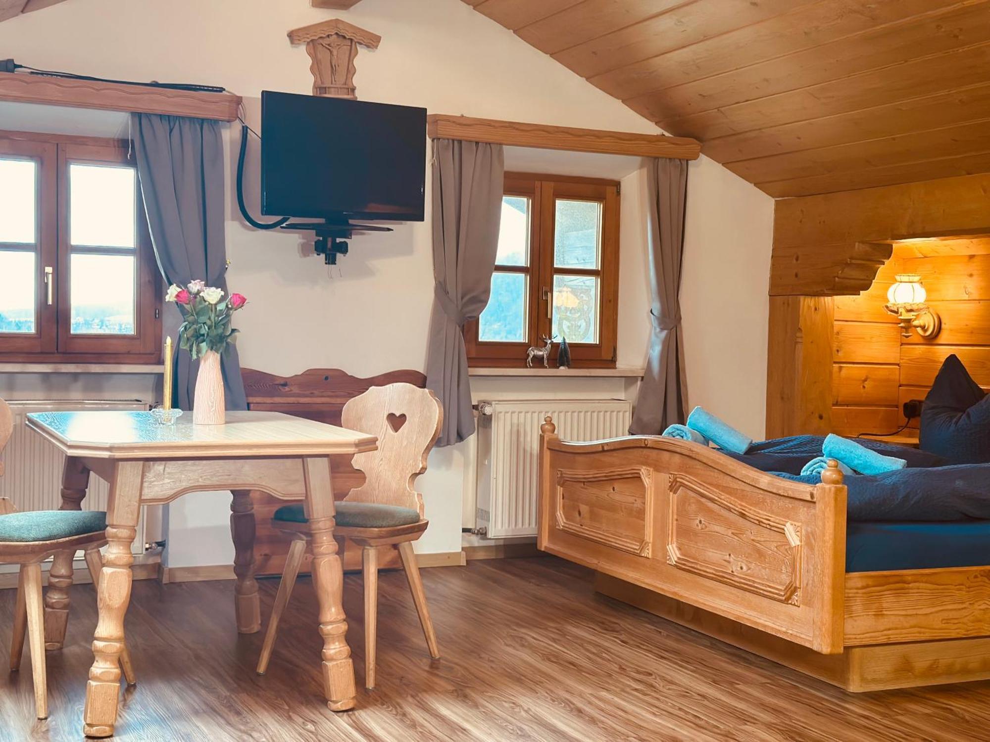 Ferienwohnung Beim Raffner Ruhpolding Szoba fotó