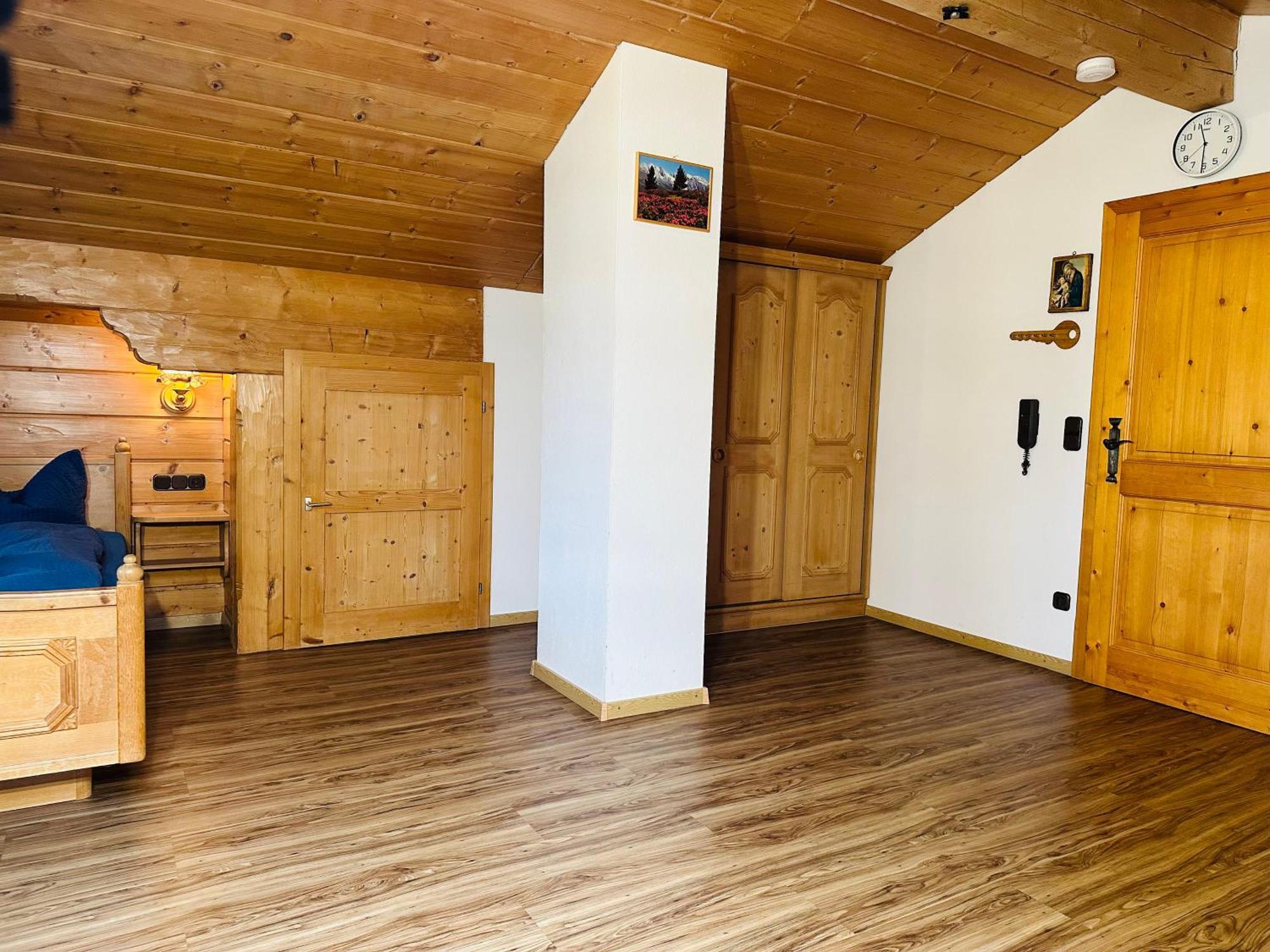 Ferienwohnung Beim Raffner Ruhpolding Szoba fotó