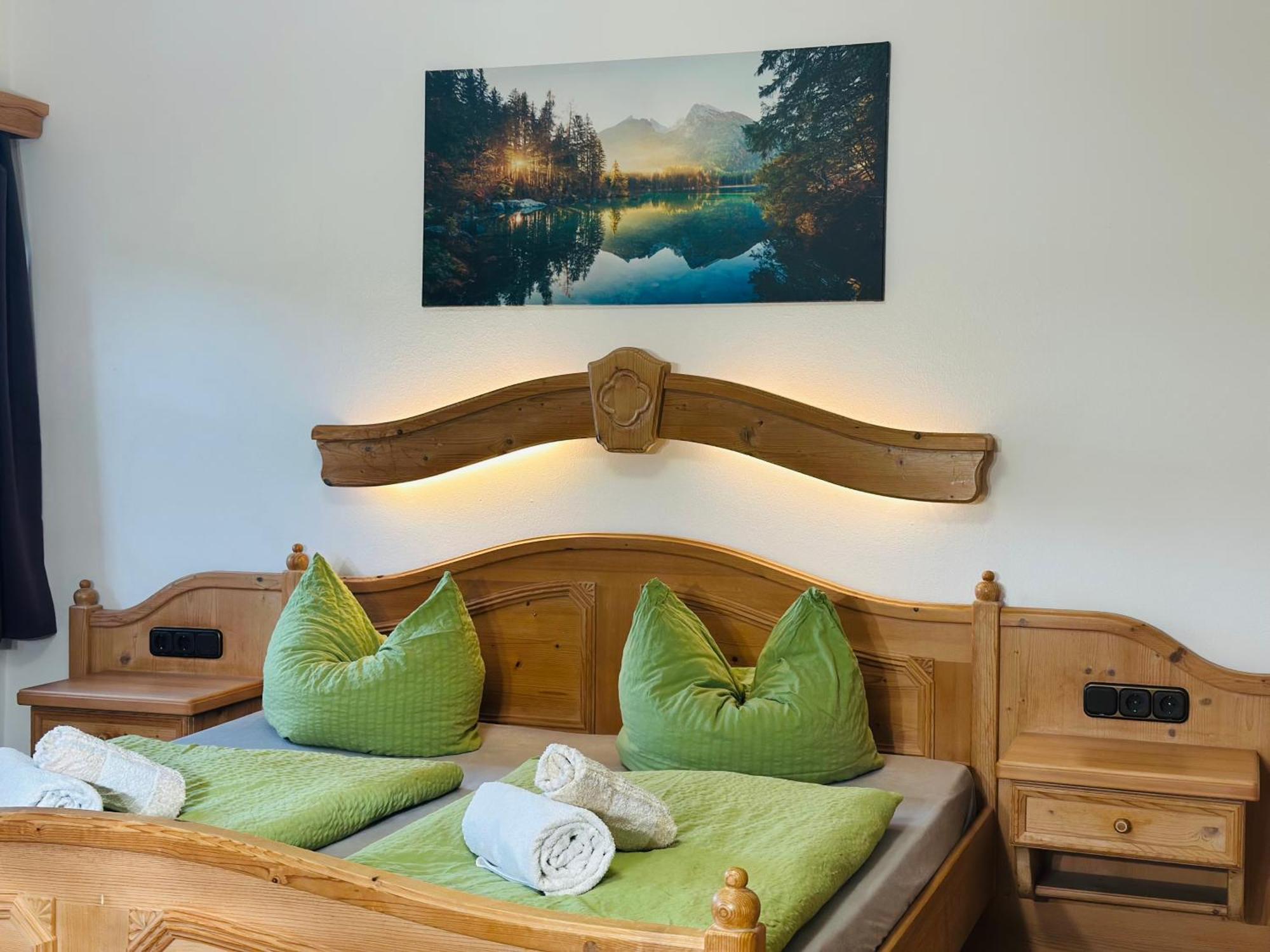 Ferienwohnung Beim Raffner Ruhpolding Szoba fotó