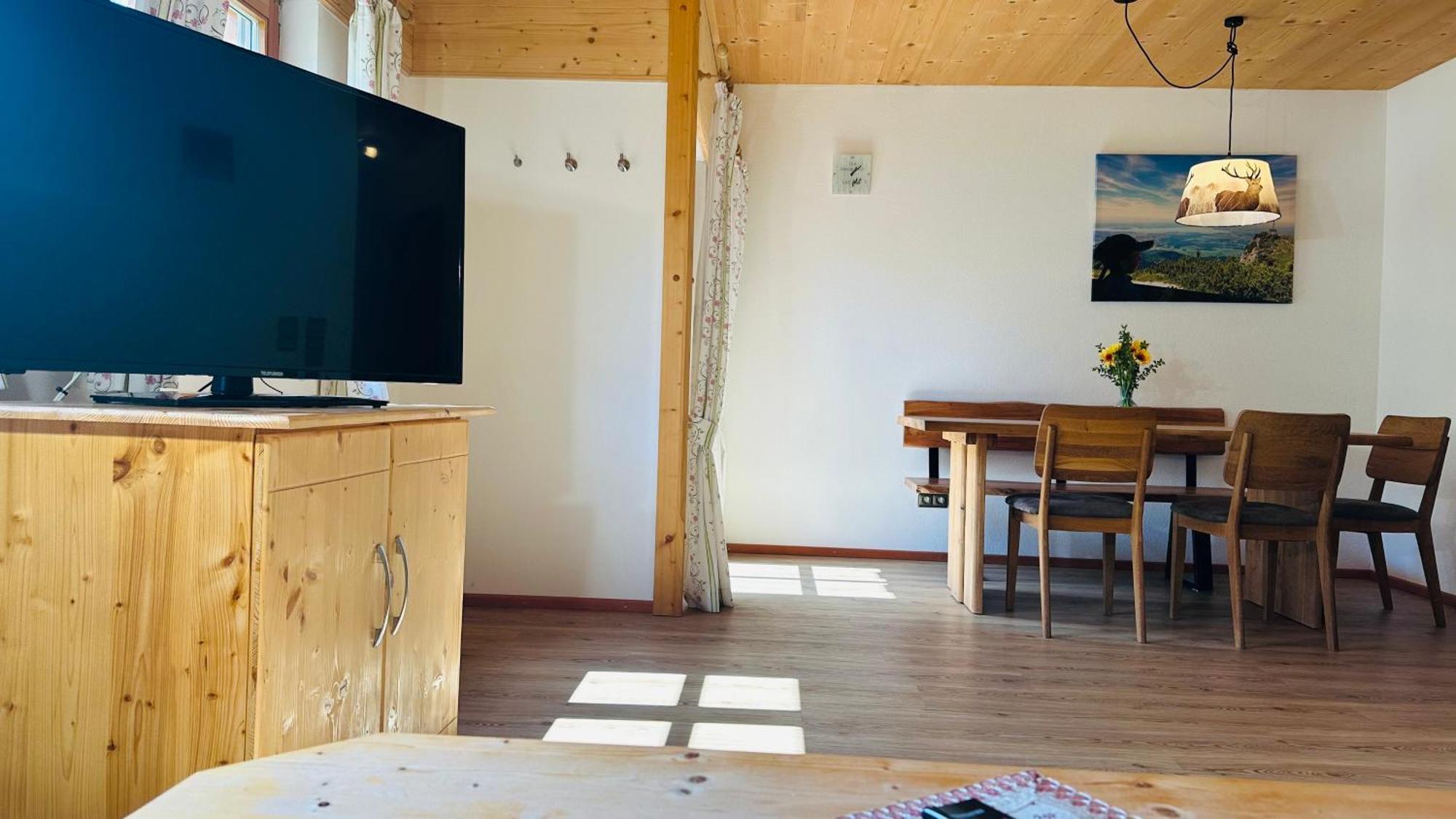 Ferienwohnung Beim Raffner Ruhpolding Szoba fotó
